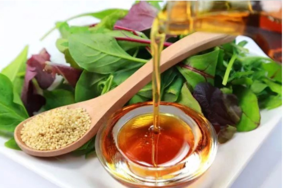 香油這些妙用你知道多少？別只拿來拌菜用！